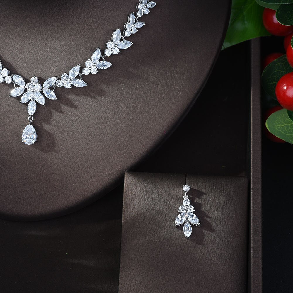HIBRIDE Luxury New Design AAA Zircon Water Drop Shape Necklace Pendant Set for Women High Quality Party Jewelry Bijoux N-812 - La Veliere